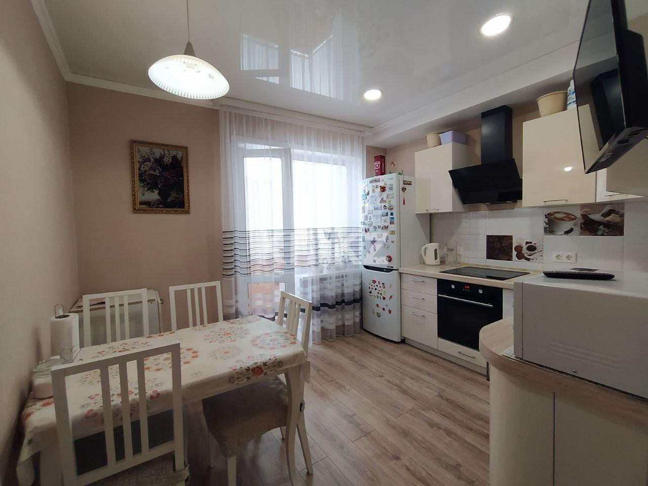 Продажа 2-комнатной квартиры, 67 м², пр. Республики - Продажа  двухкомнатных квартир в Караганде фото 6 из 14