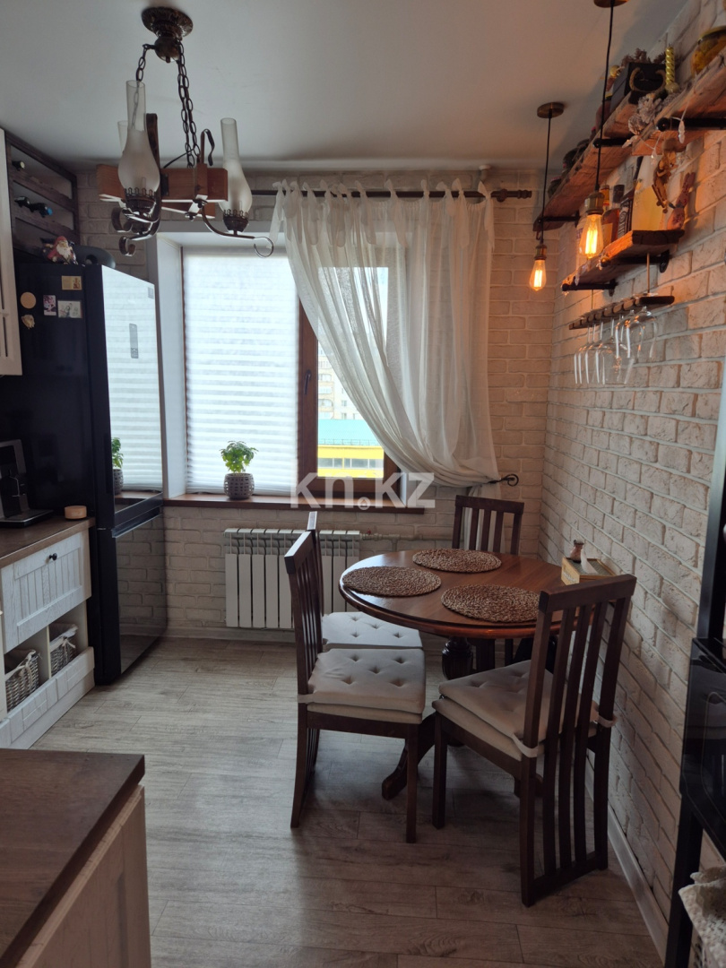 Продажа 2-комнатной квартиры, 54.7 м² в Семее