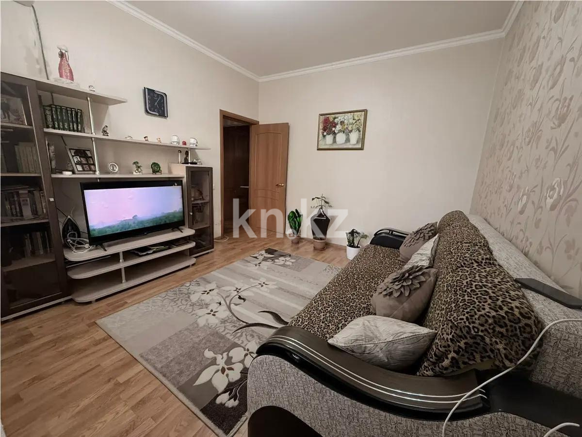 Продажа 3-комнатной квартиры, 70.2 м², мкр-н Жетысу-2, дом  8 - Продажа квартир в Алматы без посредников с фото фото 1 из 7
