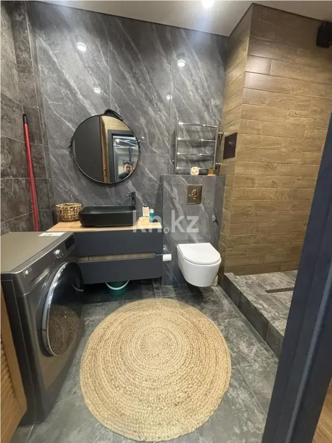 Продажа 2-комнатной квартиры, 56.7 м² в Алматы - фото 3