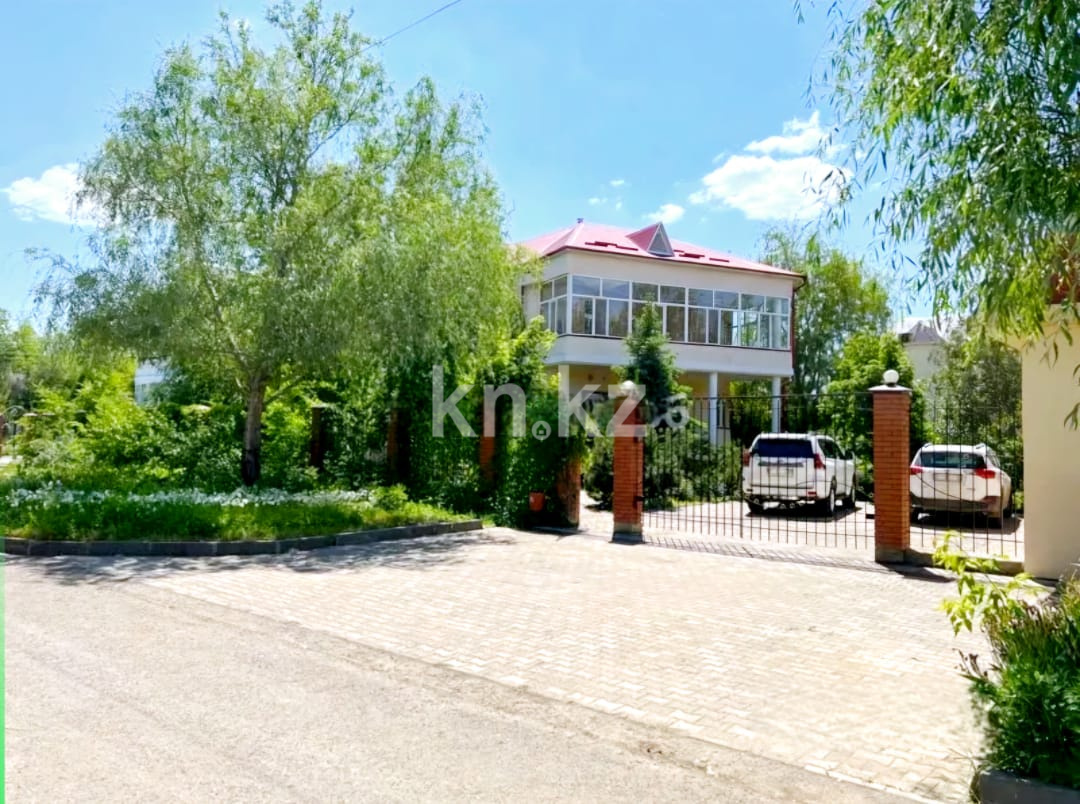 Продажа 7-комнатного дома, 379 м², мкр-н Самал-3 - Продажа домов, коттеджей в Уральске фото 14 из 28