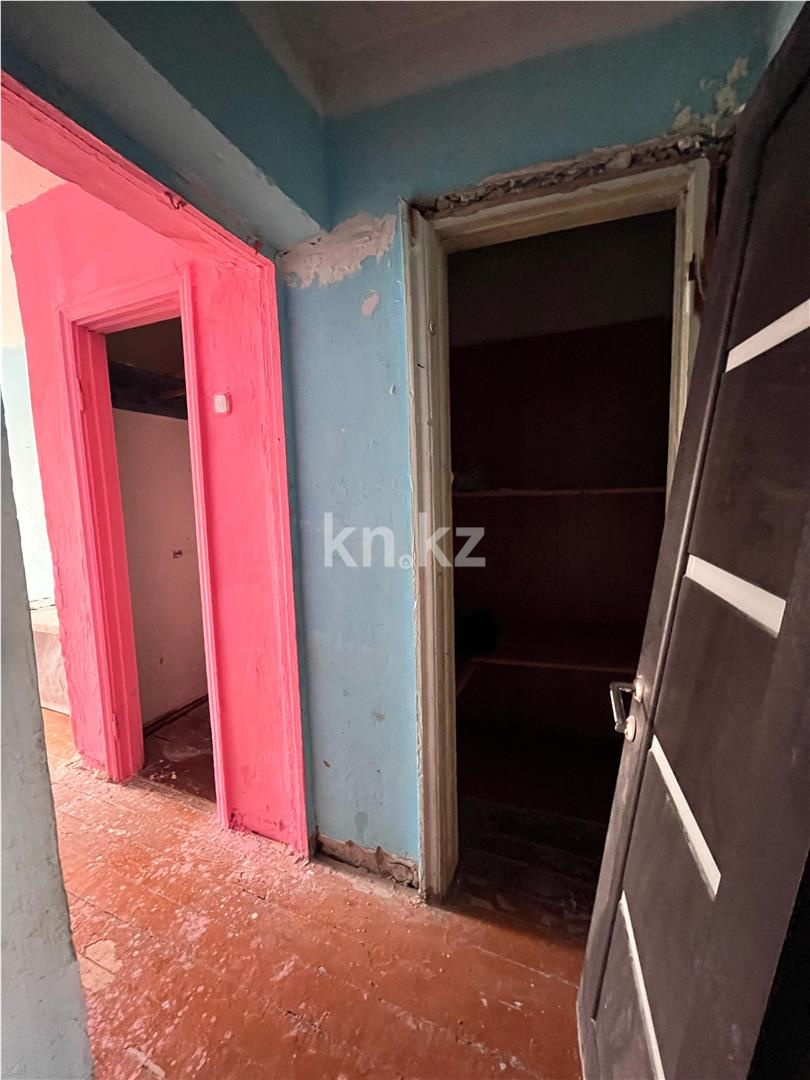 Продажа 3-комнатной квартиры, 56 м², мкр-н 12 в Караганде - фото 13