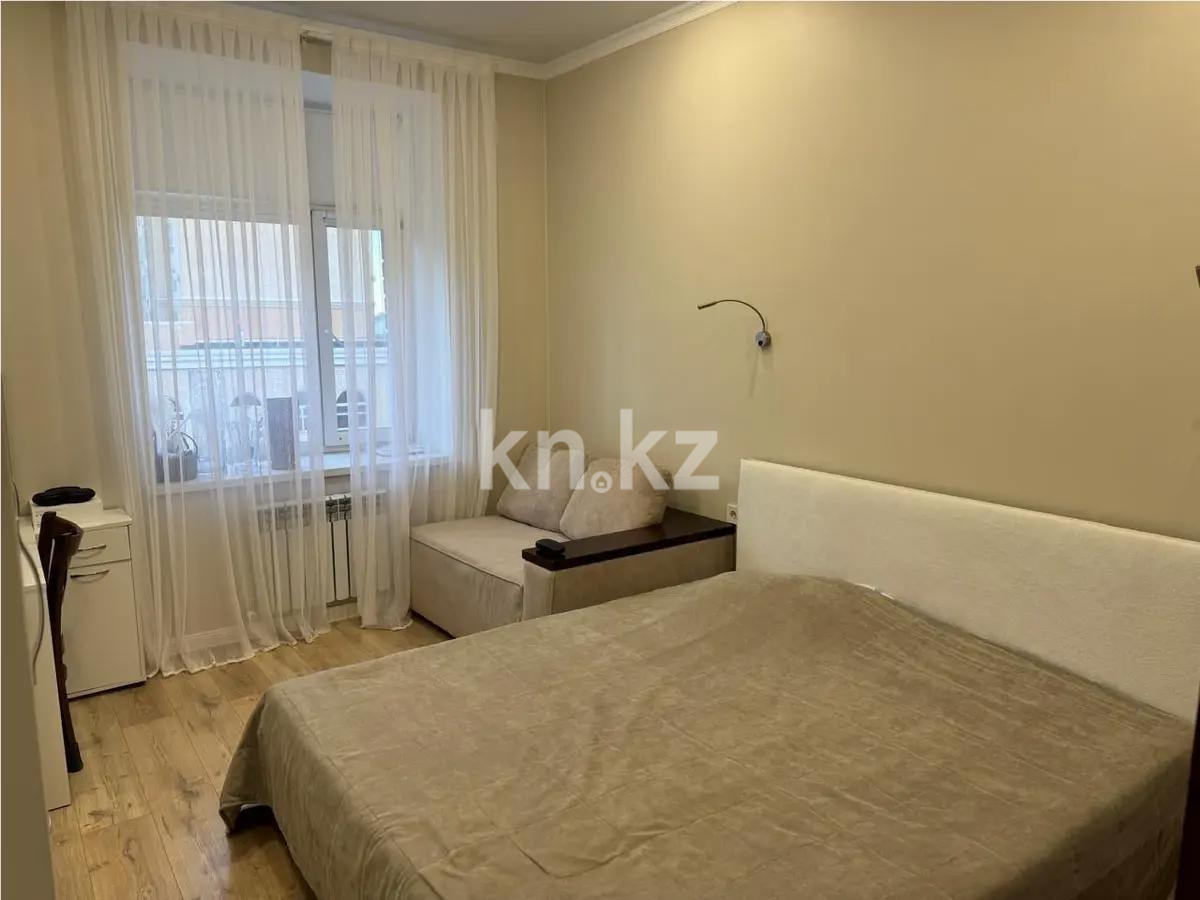 Продажа 3-комнатной квартиры, 90 м², пр. Республики, дом  участок 1/7 - Продажа  трехкомнатных квартир в Караганде фото 3 из 11