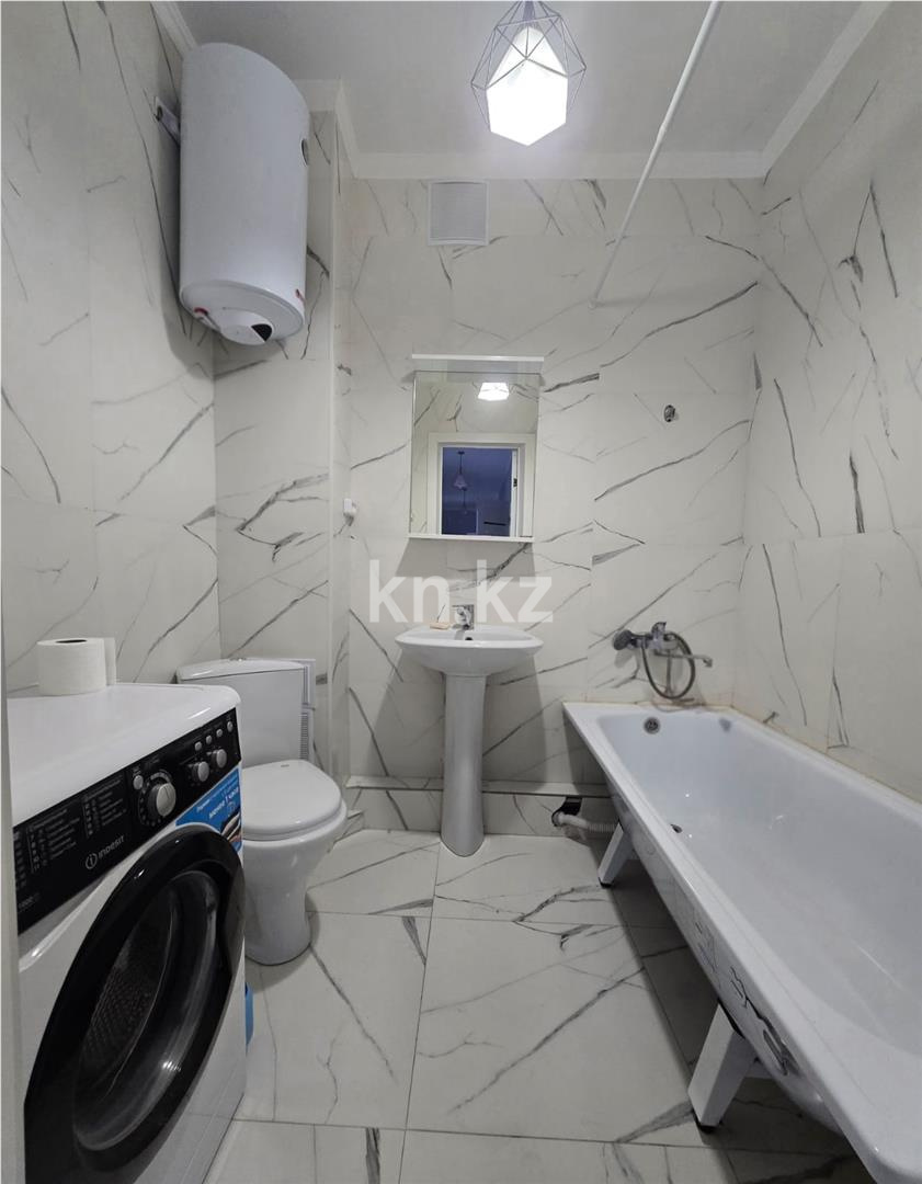 Продажа 2-комнатной квартиры, 68 м² - Продажа двухкомнатных квартир в Караганде - страница 2 фото 13 из 17