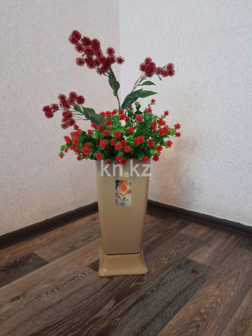 Аренда 2-комнатной квартиры посуточно, 50 м², пр. Ауэзова, дом  49 - Аренда квартир посуточно в Усть-Каменогорске фото 7 из 13