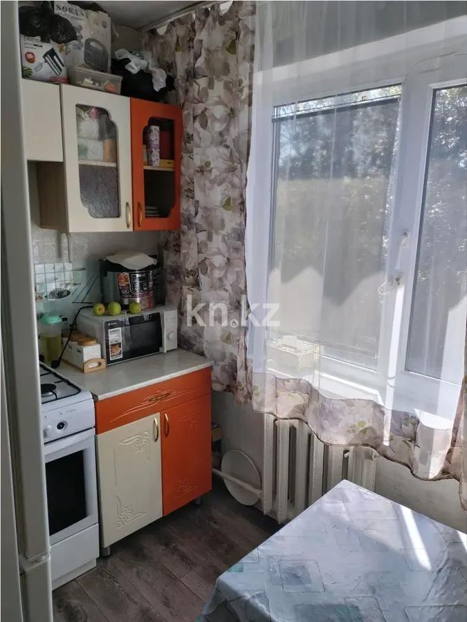 Продажа 2-комнатной квартиры, 43 м², мкр-н 13, дом  32 в Караганде - фото 3