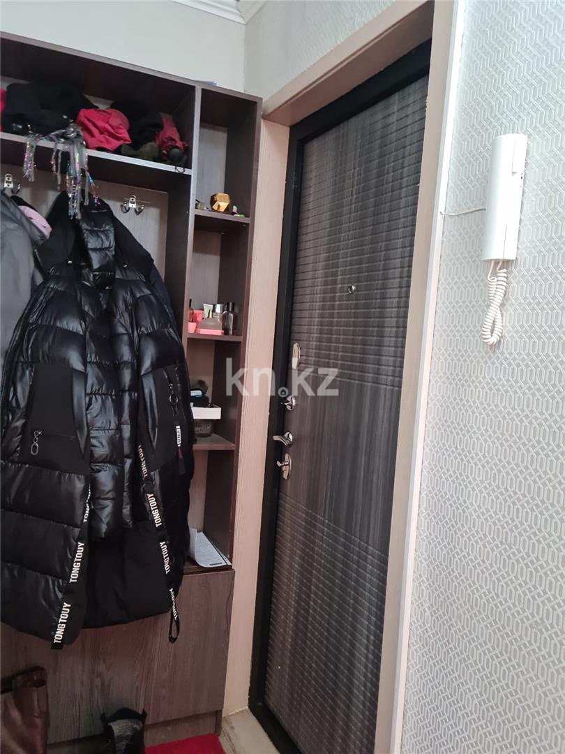 Продажа 3-комнатной квартиры, 49 м², пр. Республики - Продажа  трехкомнатных квартир в Караганде с фото фото 10 из 13