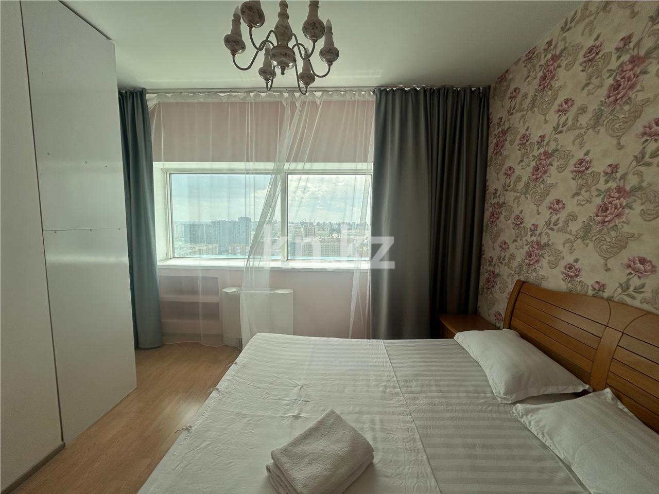 Продажа 3-комнатной квартиры, 100.2 м², ул. Достык в Астане - фото 9