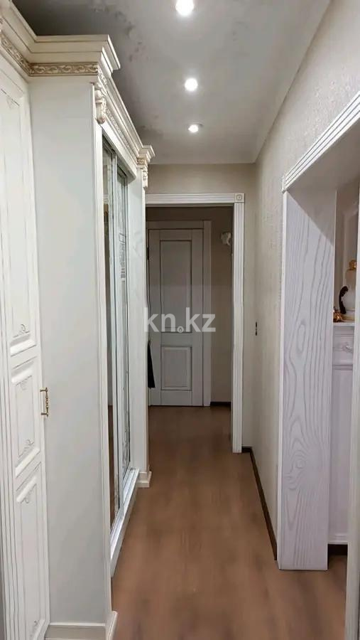Продажа 4-комнатной квартиры, 77 м², ул. Карла Маркса - Продажа четырехкомнатных квартир в Караганде в Майкудуке фото 1 из 21