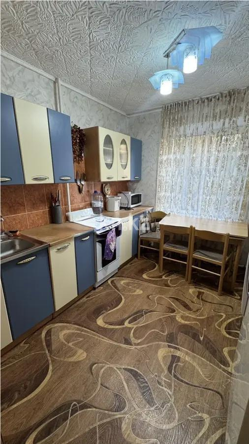 Продажа 4-комнатной квартиры, 79 м², ул. Дюсембекова, дом  67 - Продажа  четырехкомнатных квартир в Караганде фото 5 из 7