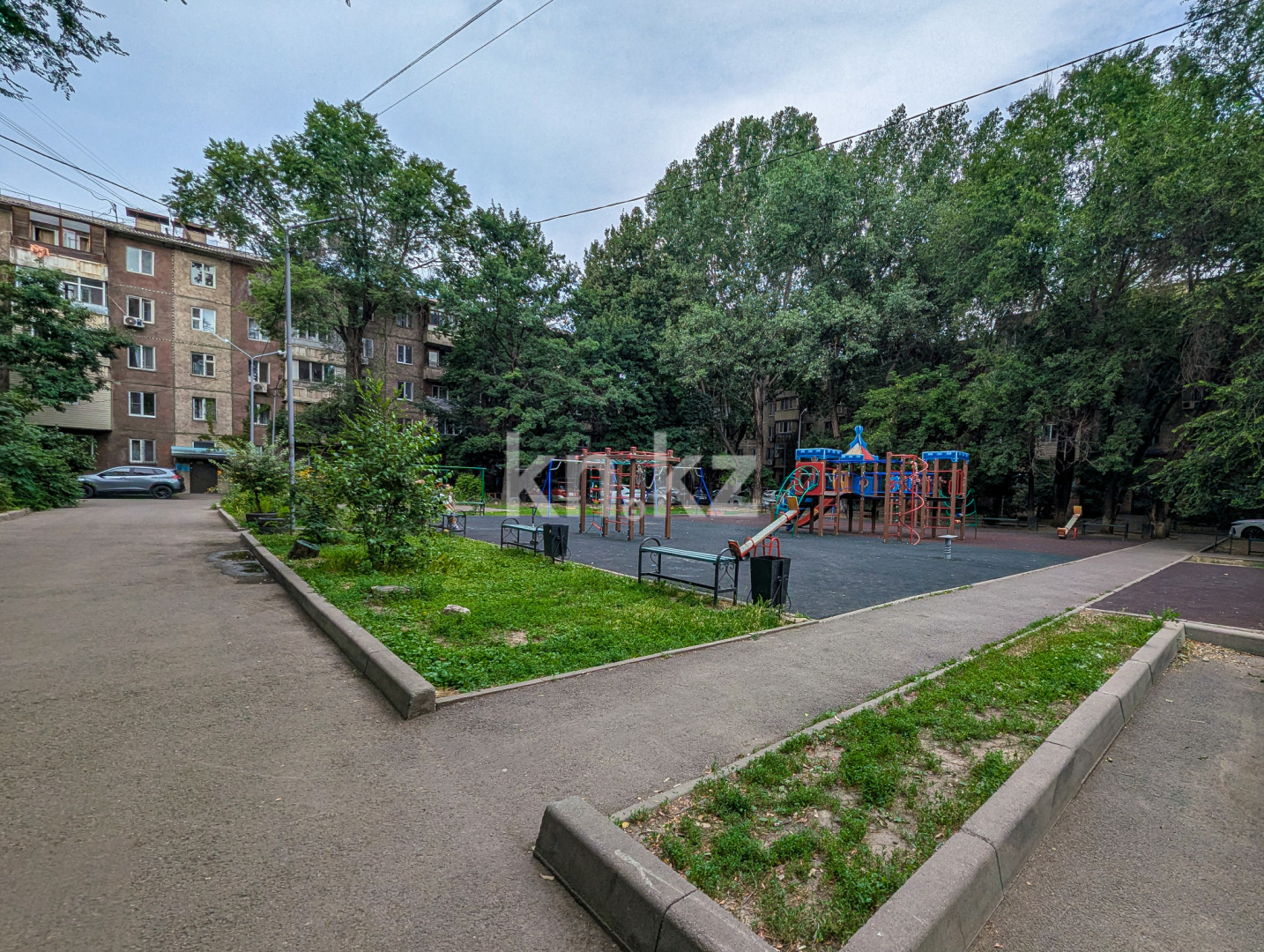 Продажа 2-комнатной квартиры, 42.4 м² в Алматы - фото 12