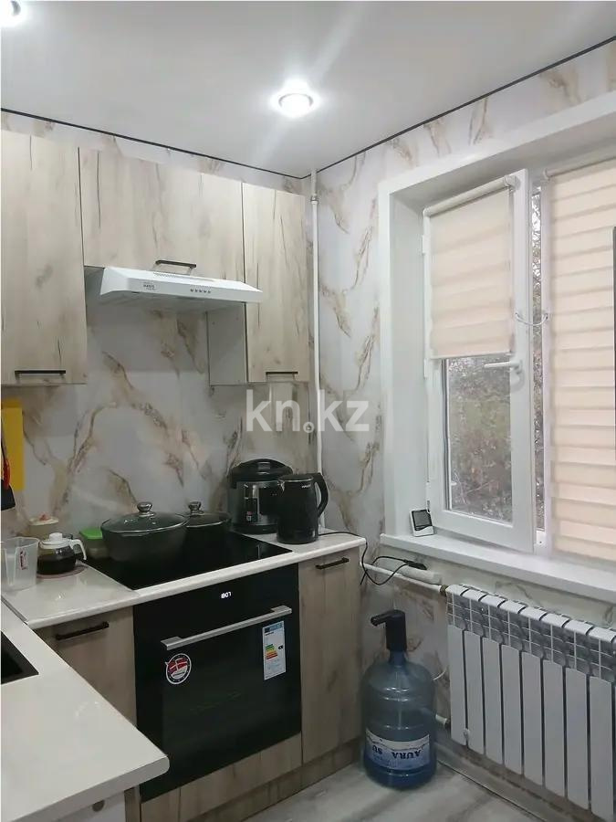 Продажа 2-комнатной квартиры, 44 м², 12 мкр., дом  40 - Продажа квартир в Караганде фото 3 из 4