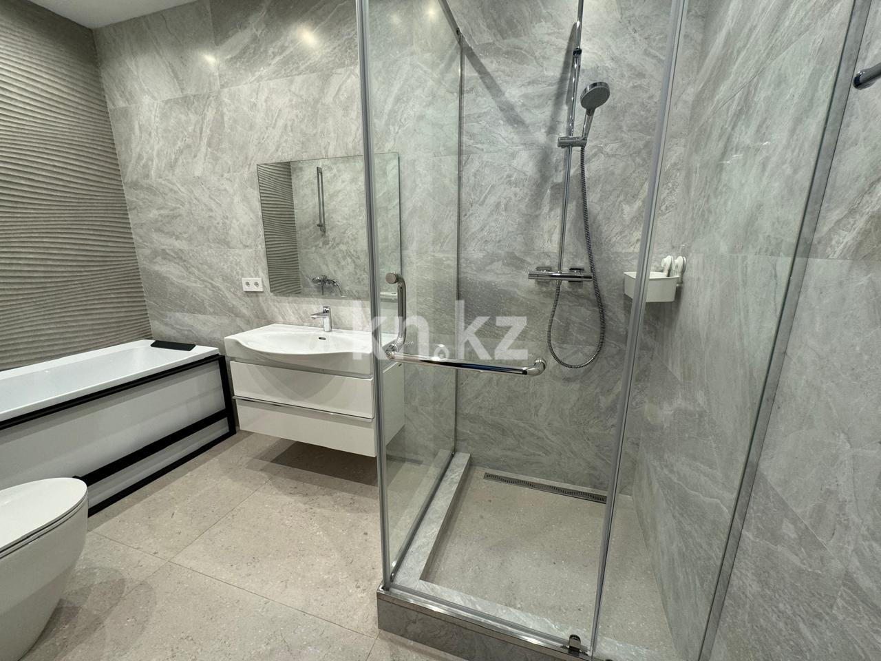 Аренда 5-комнатного дома, 380 м², Кыз Жибек, дом  18 - Аренда домов в Астане фото 26 из 40