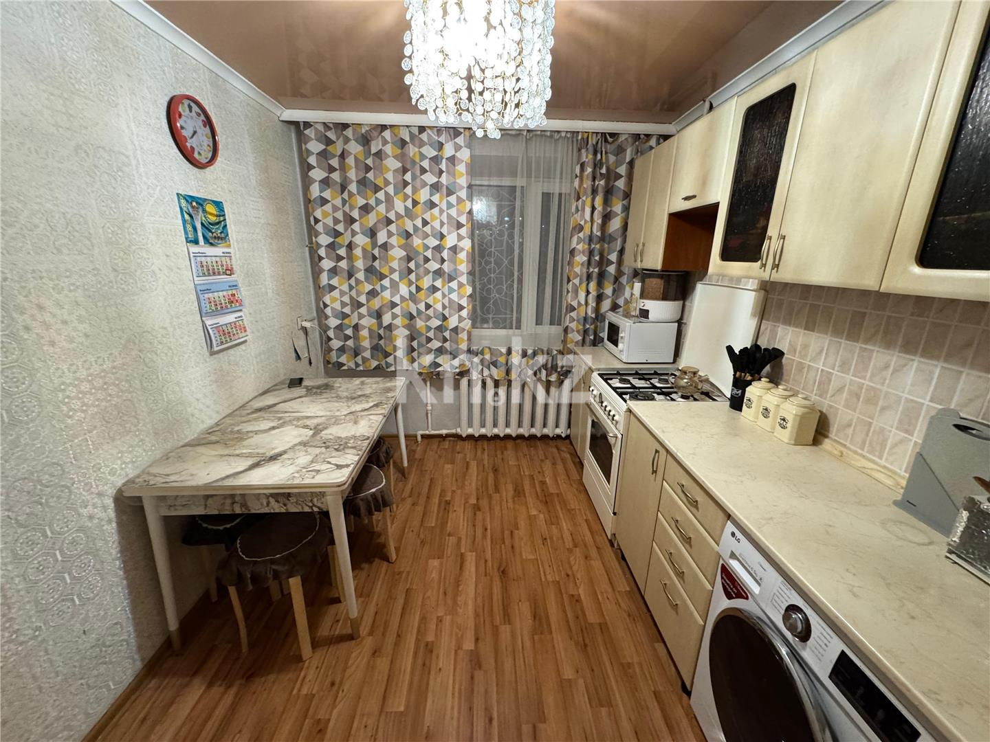 Продажа 4-комнатной квартиры, 70 м², ул. Жекибаева - Продажа  четырехкомнатных квартир в Караганде фото 3 из 10