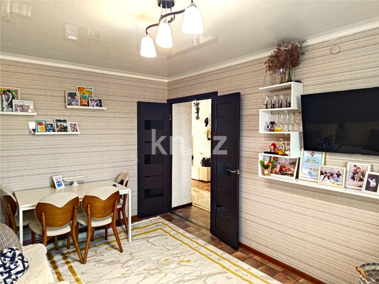 Продажа 3-комнатной квартиры, 62 м² - Продажа квартир в Пришахтинске Караганды фото 1 из 18