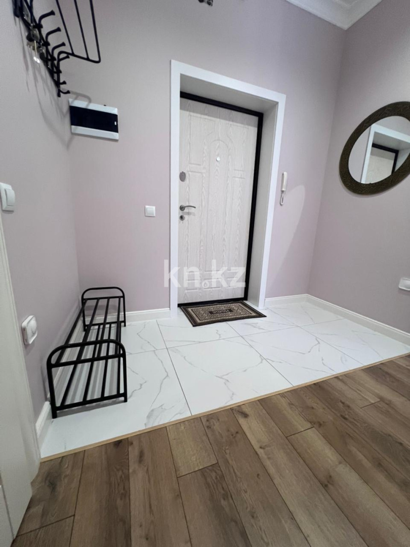 Аренда 1-комнатной квартиры посуточно, 40 м², пр. Шахтеров, дом  52б - Аренда квартир посуточно в Караганде с фото фото 17 из 19