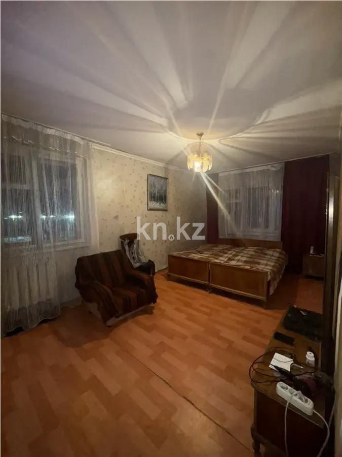 Продажа 3-комнатной квартиры, 64 м² в Караганде