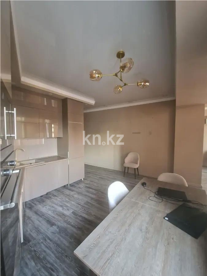 Продажа 2-комнатной квартиры, 62 м², ул. Курмангазы, дом  97 в Алматы - фото 2