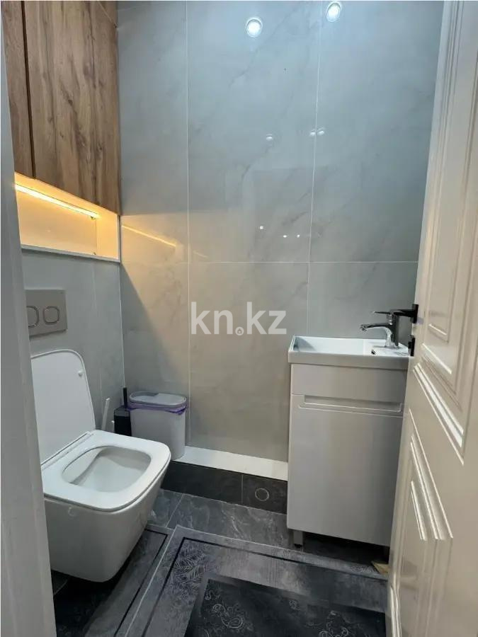 Продажа 2-комнатной квартиры, 57.6 м², ул. Омарова, дом  3 в Алматы - фото 5