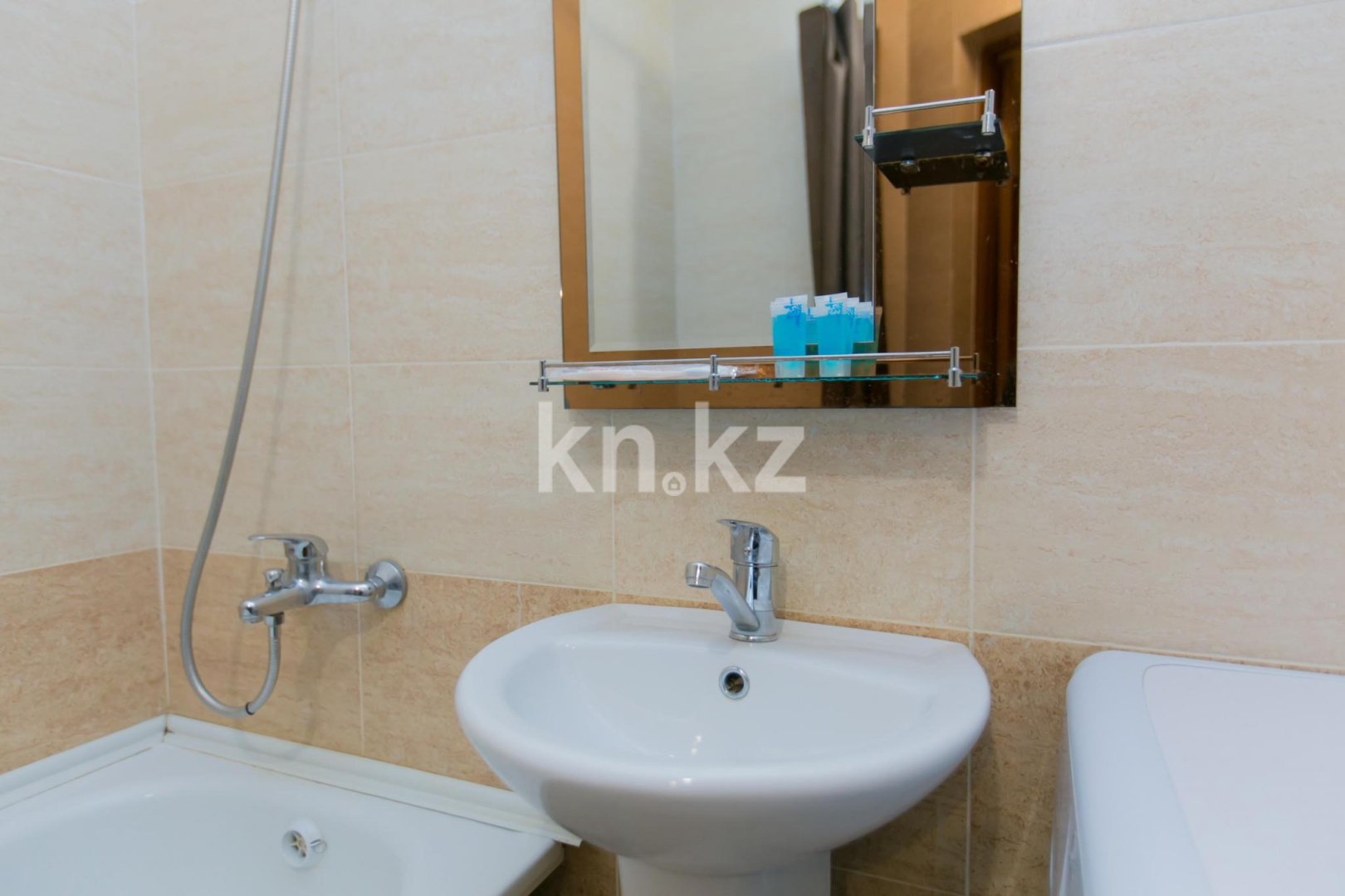 Аренда 1-комнатной квартиры посуточно, 42 м², ул. Сарайшык, дом  5е - ул. Тайбекова - Аренда квартир посуточно в Астане без посредников фото 13 из 17