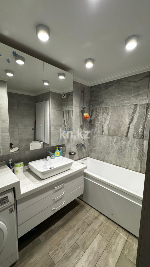 Продажа 4-комнатной квартиры, 134.9 м² в Караганде - фото 4