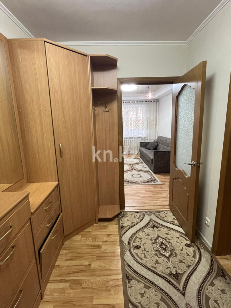 Продажа 3-комнатной квартиры, 50 м², Пичугина 240, дом  10 - Продажа квартир в Караганде фото 6 из 11