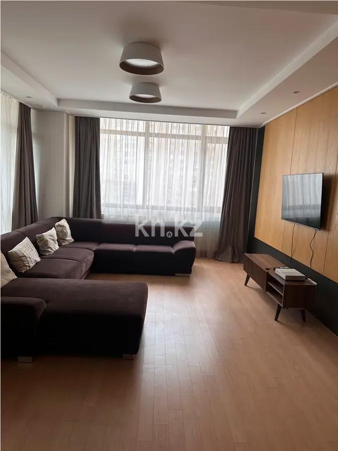 Продажа 3-комнатной квартиры, 129 м², пр. Кошкарбаева, дом  2 - Продажа квартир в Астане фото 1 из 7
