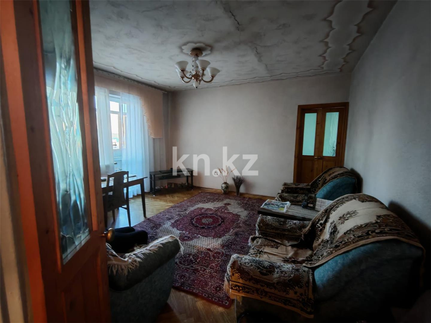 Продажа 4-комнатной квартиры, 76 м², ул. Таттимбета - Продажа четырехкомнатных квартир в Караганде на Юго-Востоке фото 1 из 13