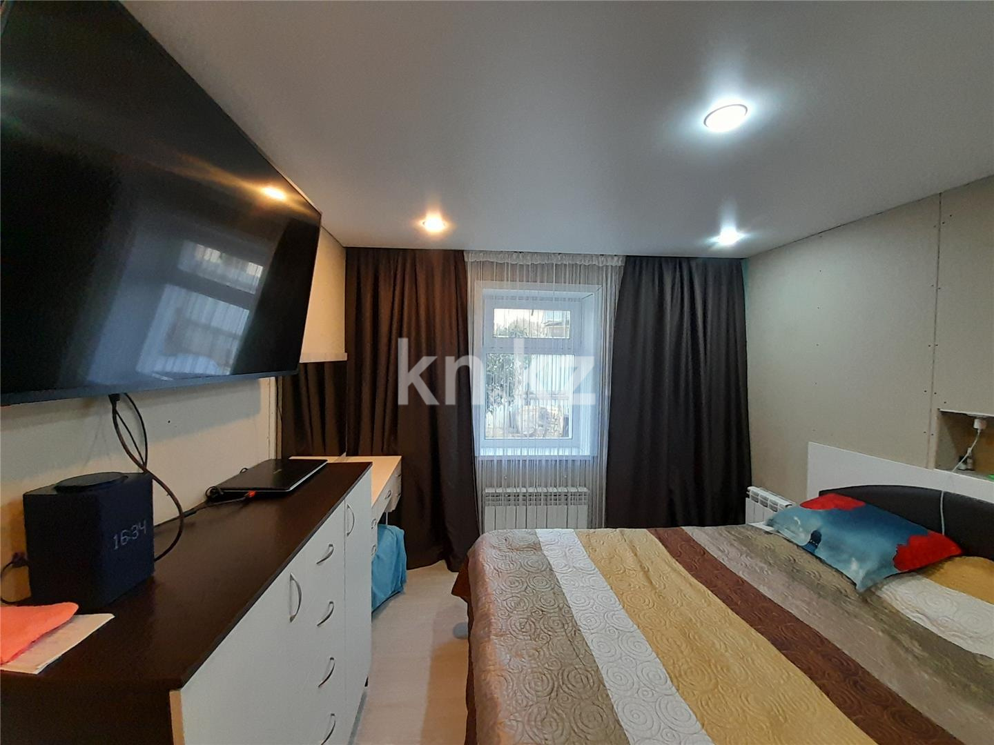 Продажа 4-комнатного дома, 56.6 м², ул. Брусиловского - Продажа квартир в Темиртау фото 1 из 19