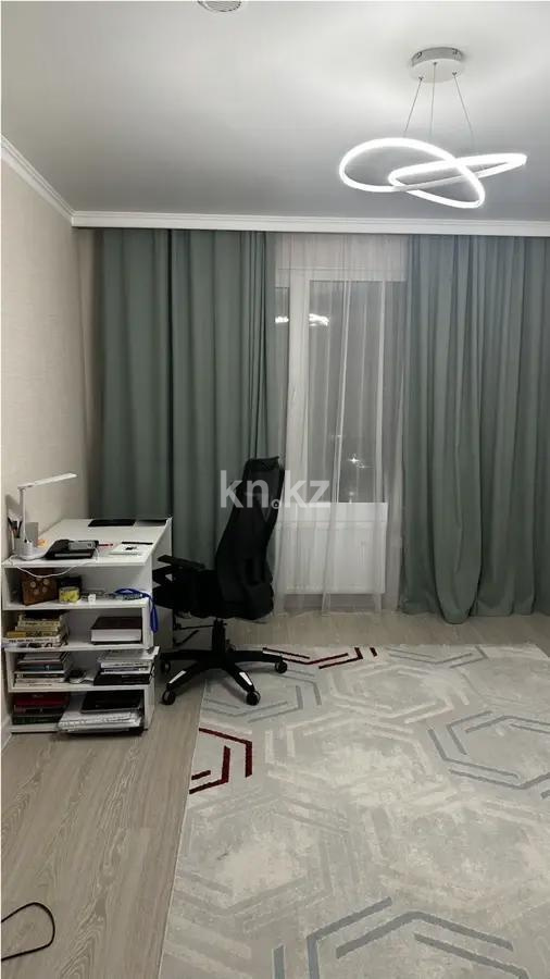 Продажа 3-комнатной квартиры, 84 м², ул. Хусейна бен Талала, дом  39/2 в Астане - фото 2