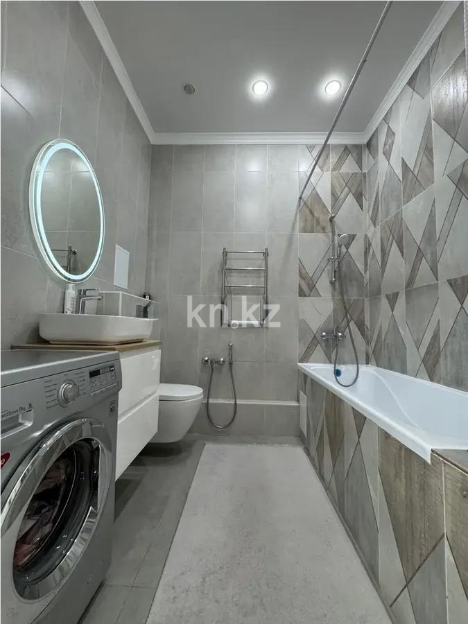 Продажа 2-комнатной квартиры, 62 м², пр. Кабанбай батыра, дом  38/1 в Астане - фото 4