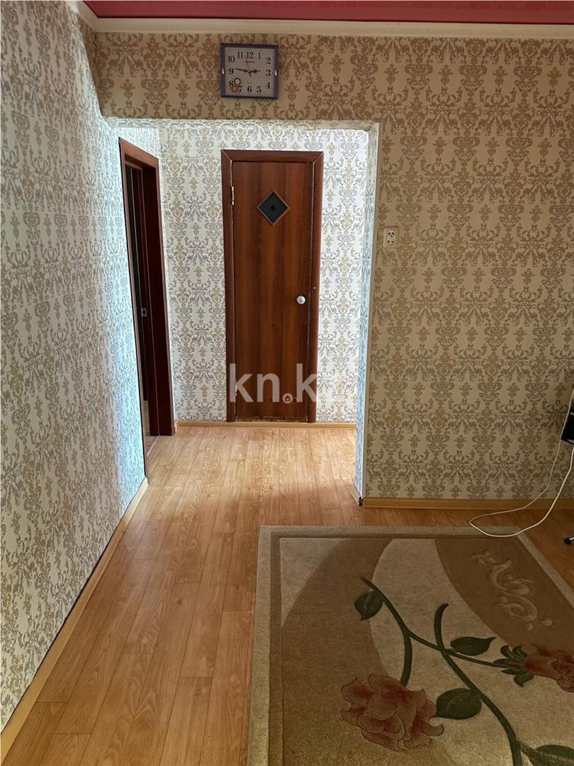 Продажа 3-комнатной квартиры, 62 м², пр. Шахтеров в Караганде - фото 7