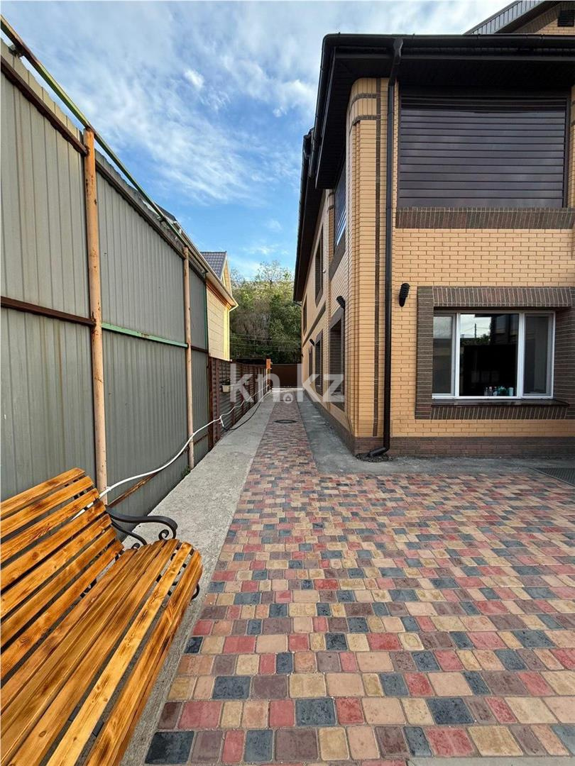 Продажа 8-комнатного дома, 347 м² - Продажа квартир в Семее фото 9 из 36