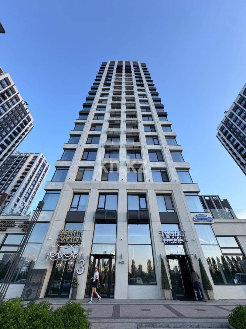 Аренда 2-комнатной квартиры, 81 м², ул. Бухар жырау, дом  28а - пр. Кабанбай батыра - Аренда  двухкомнатных квартир помесячно в Астане фото 1 из 40