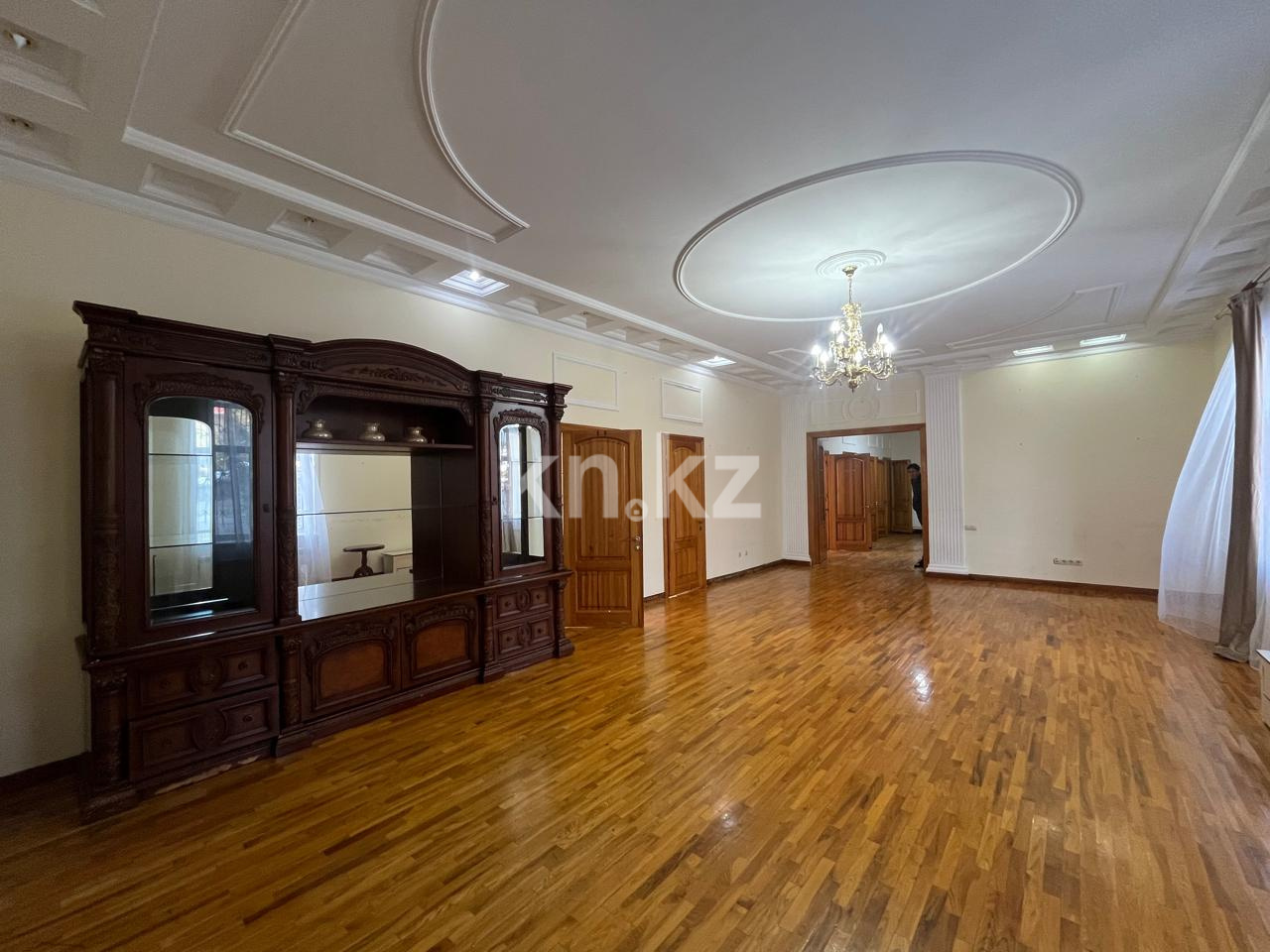 Продажа 8-комнатного дома, 450 м² в Астане - фото 13