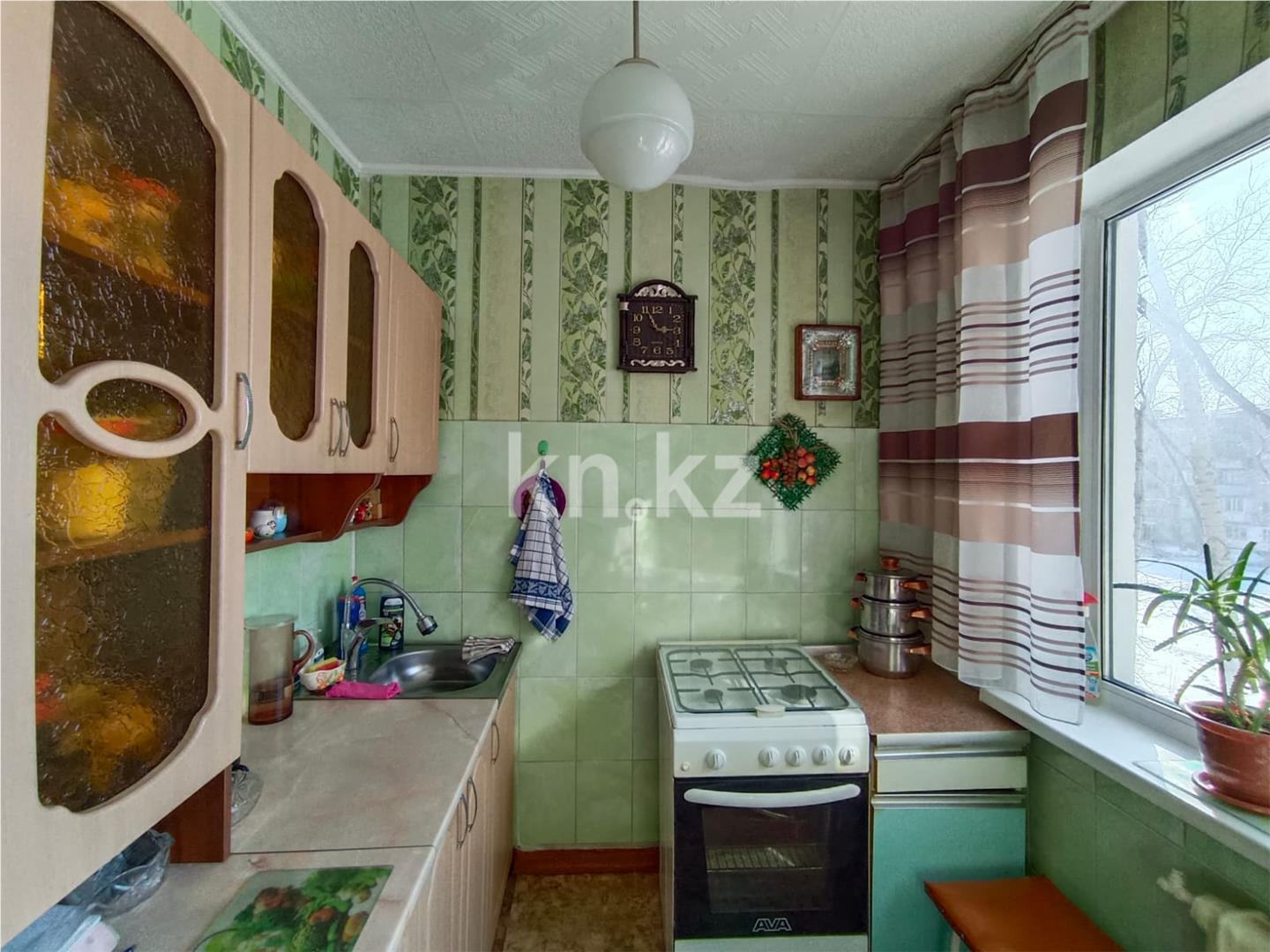 Продажа 3-комнатной квартиры, 63 м², мкр-н 22 - Продажа  трехкомнатных квартир в Караганде фото 10 из 15