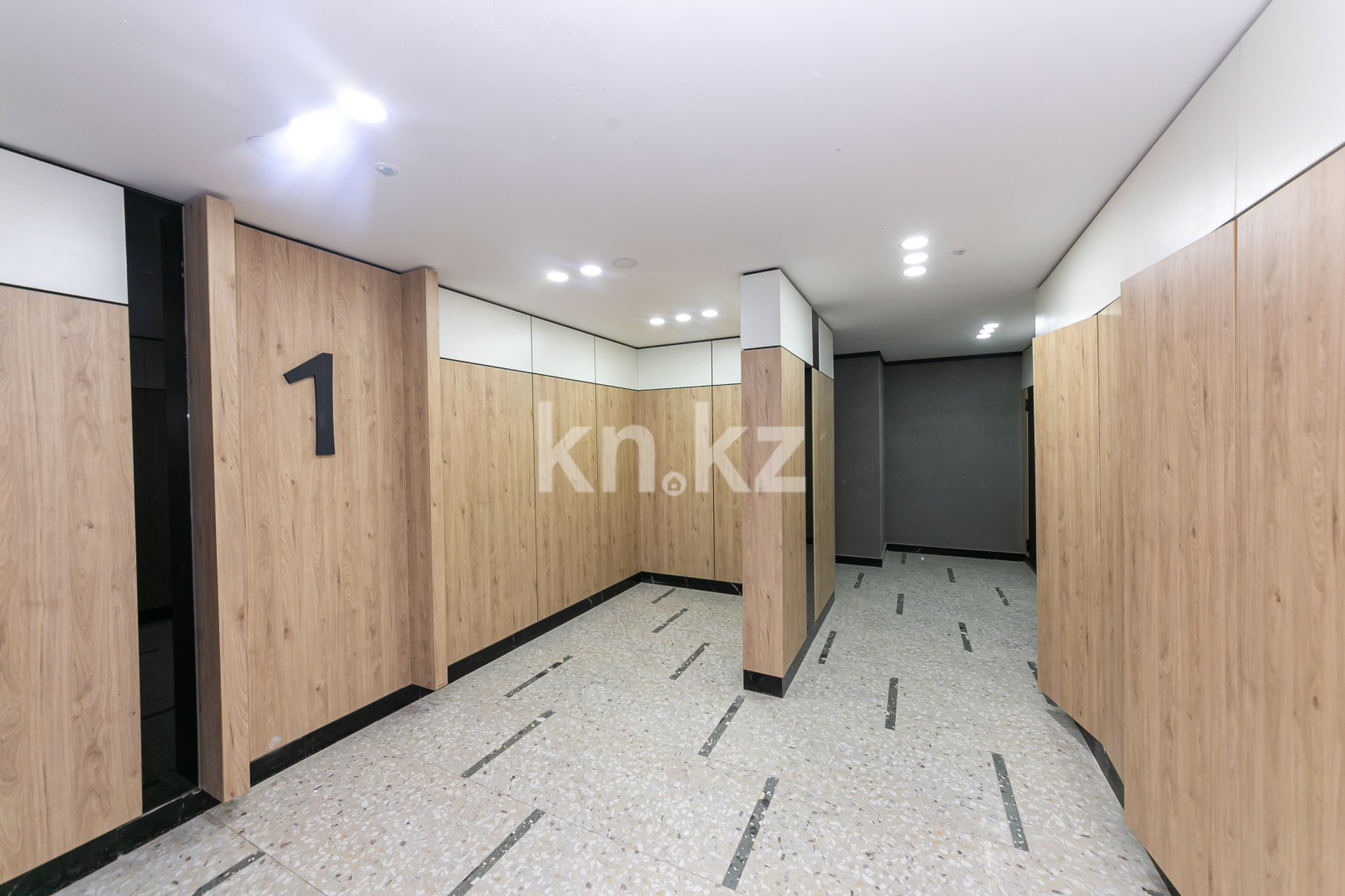 Продажа 1-комнатной квартиры, 35 м², ул. Казыбек би, дом  35 в Астане - фото 9