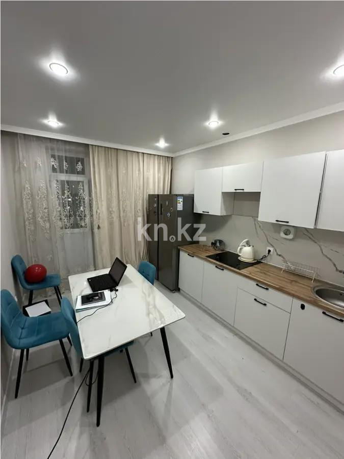 Продажа 3-комнатной квартиры, 63 м², ул. Нажимеденова, дом  17 в Астане - фото 4