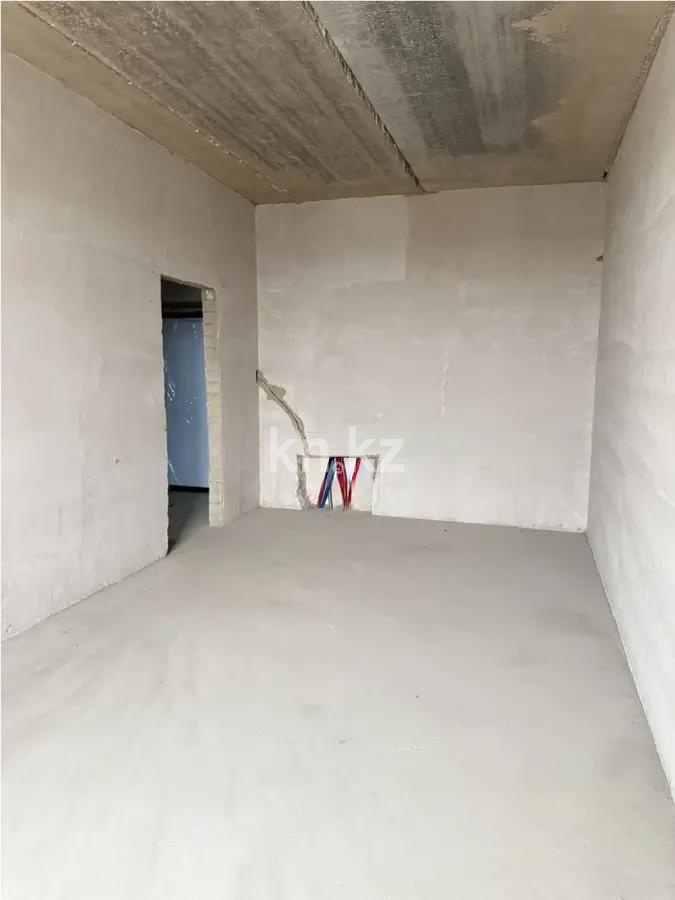 Продажа 1-комнатной квартиры, 38 м², ул. А-52, дом  4/1 в Астане - фото 2