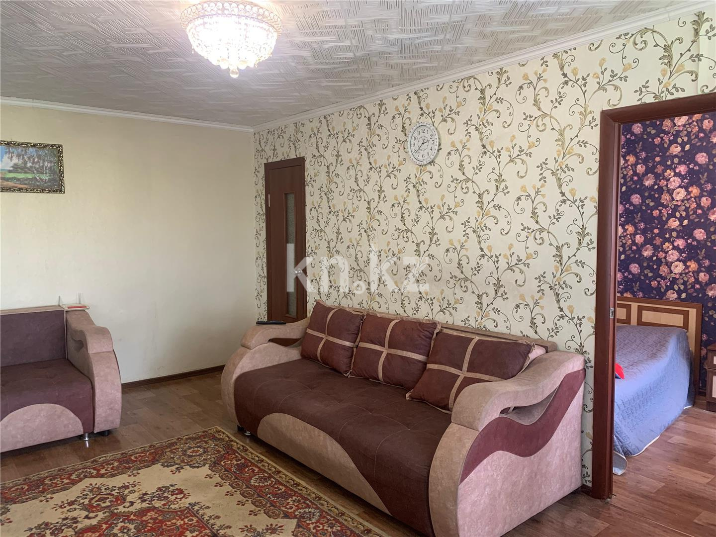 Продажа 2-комнатной квартиры, 44 м², ул. Зелинского - Продажа квартир в Караганде фото 1 из 12