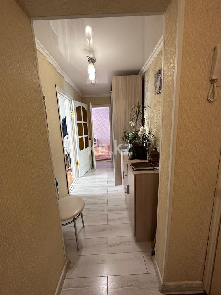 Продажа 3-комнатной квартиры, 102 м², ул. Муканова в Караганде - фото 13