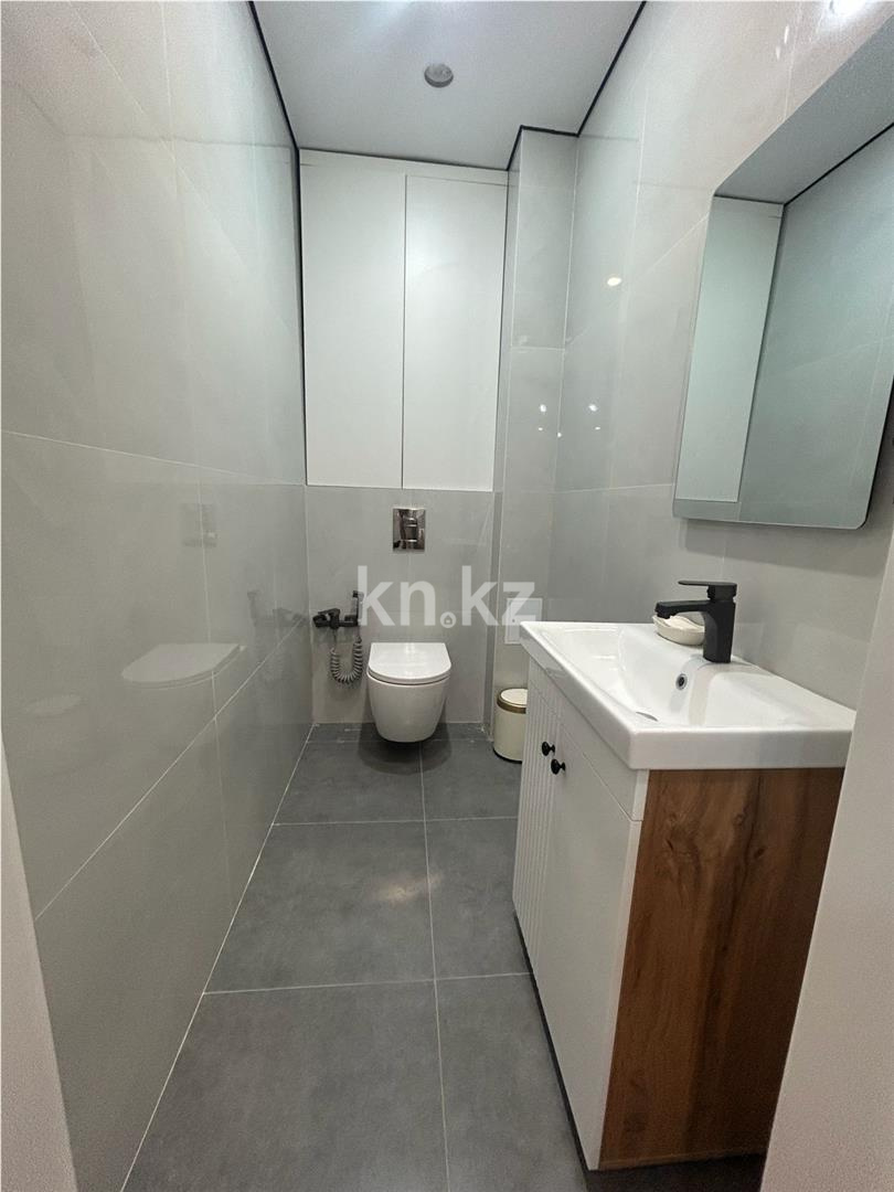 Продажа 3-комнатной квартиры, 84.5 м², ул. Бухар жырау, дом  32 в Астане - фото 17