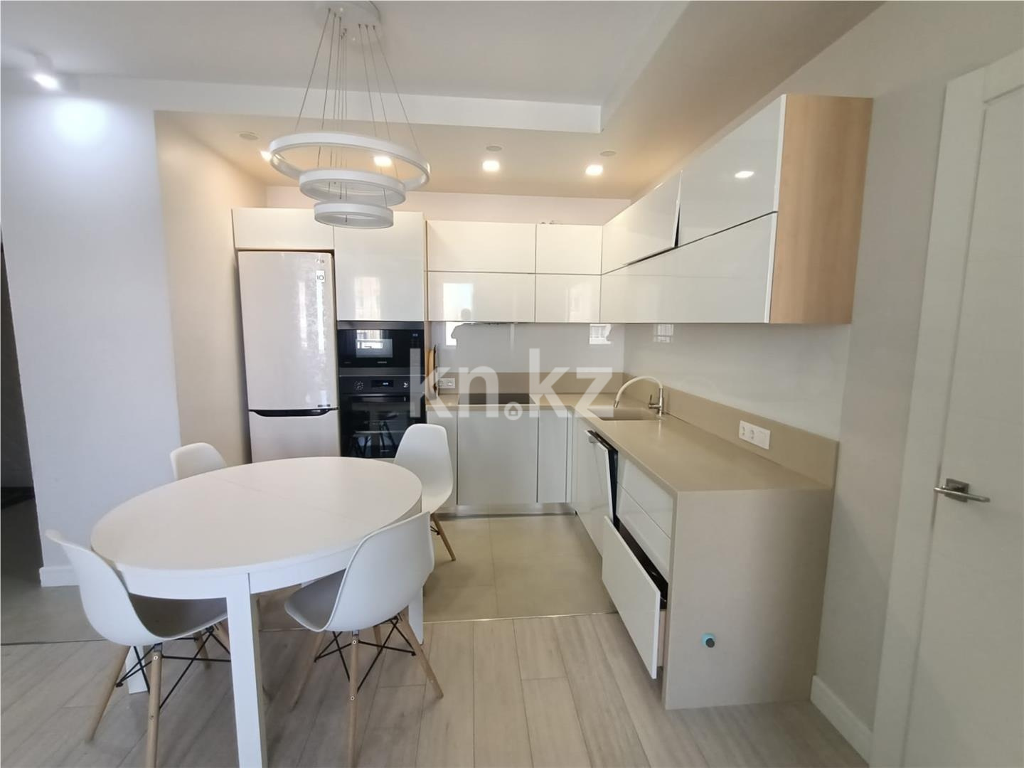Продажа 3-комнатной квартиры, 67 м² в Астане - фото 18