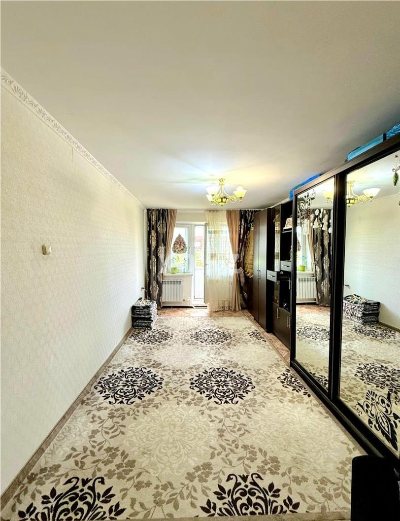 Продажа 2-комнатной квартиры, 45 м², мкр-н 4-й, дом  62 - Продажа  двухкомнатных квартир в Темиртау фото 1 из 9