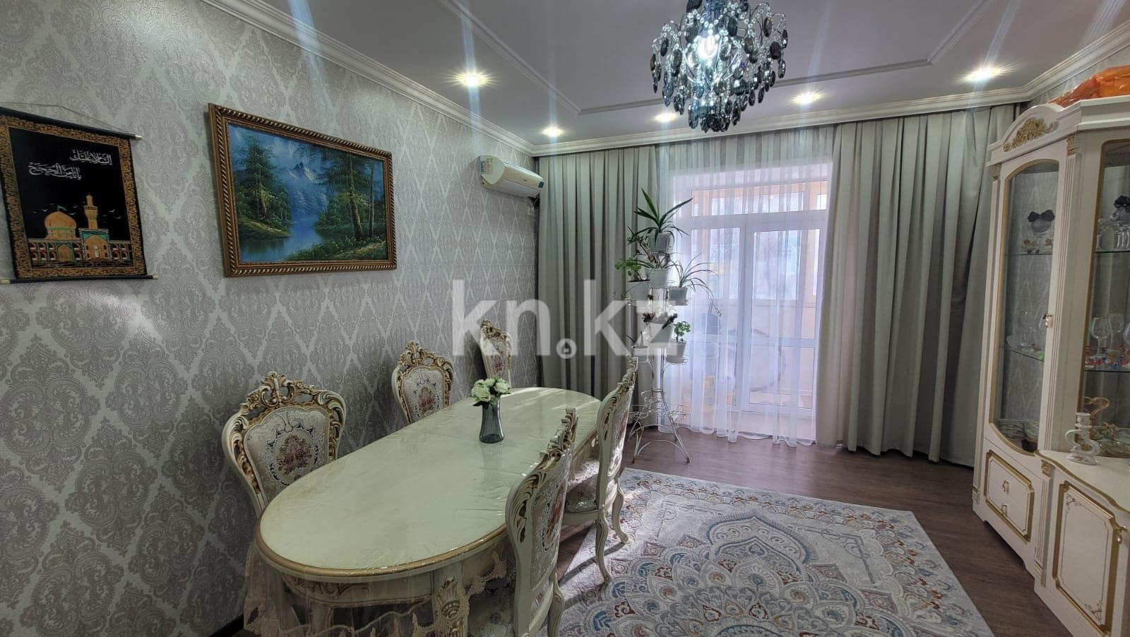 Продажа 3-комнатной квартиры, 82 м², ул. Абая в Караганде - фото 2