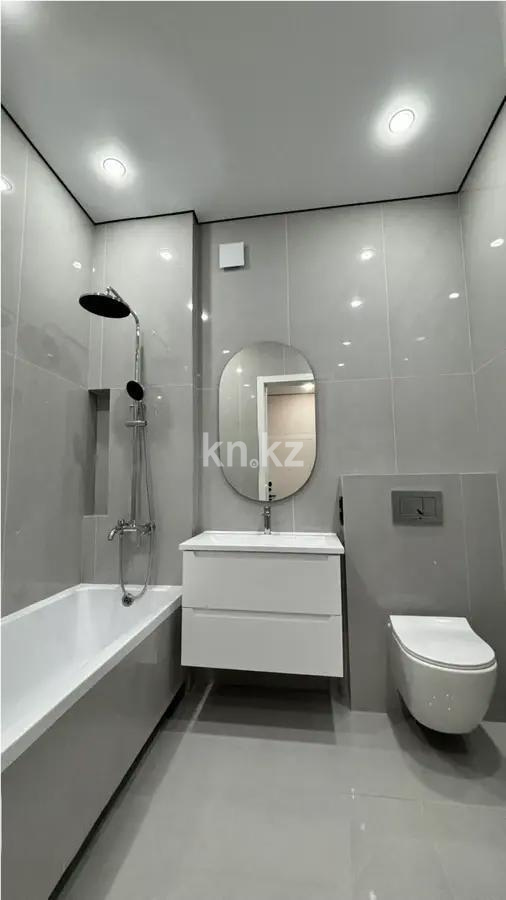 Продажа 3-комнатной квартиры, 65 м², ул. Е-15, дом  13 в Астане - фото 2