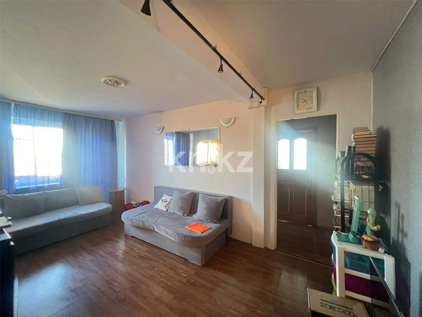 Продажа 3-комнатной квартиры, 67 м², пр. Н. Абдирова, дом  36/4 в Караганде - фото 2