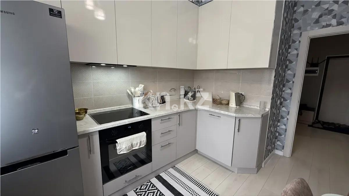 Продажа 3-комнатной квартиры, 67 м², ул. Дюсембекова, дом  44/2 в Караганде - фото 4