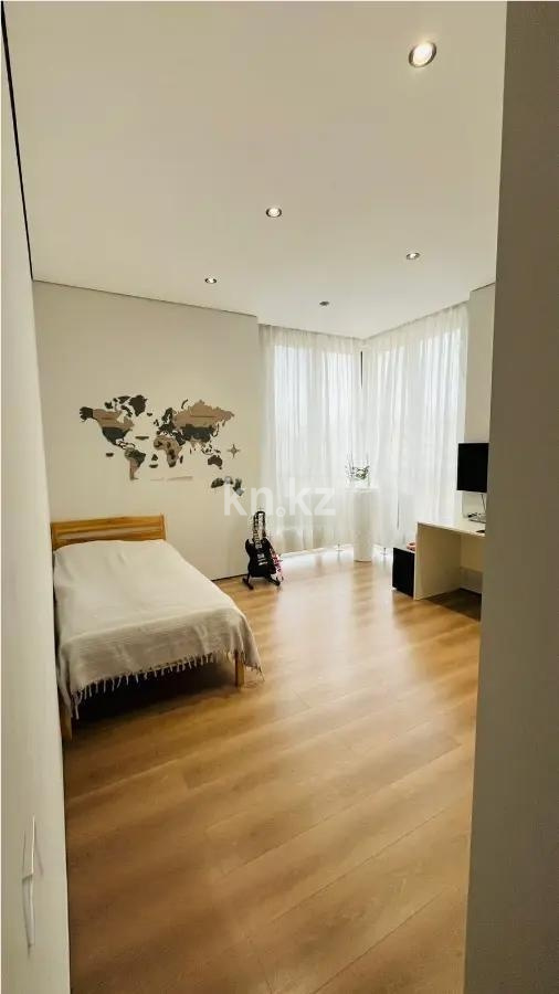 Продажа 5-комнатной квартиры, 105 м² в Алматы