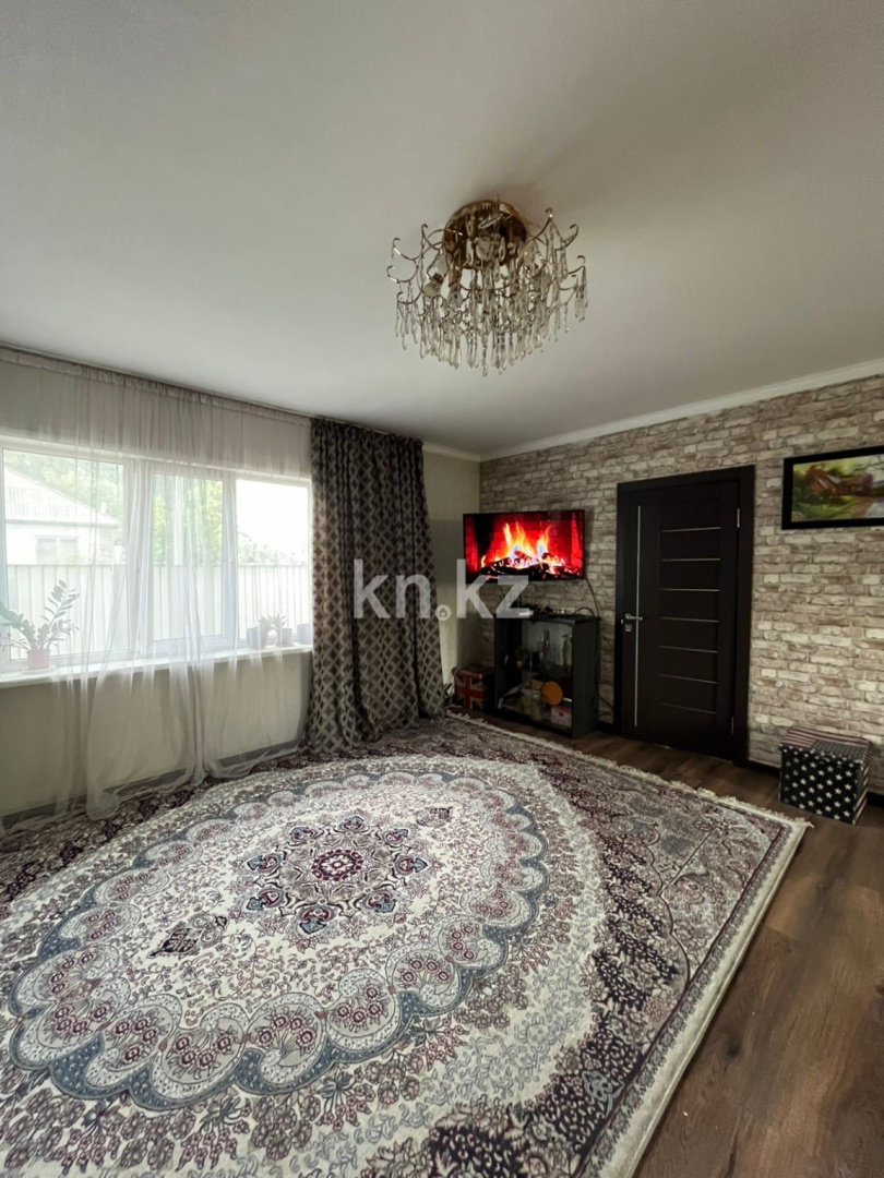 Продажа 8-комнатного дома, 171 м², ул. Бенберина - Продажа  пятикомнатных домов, коттеджей в Алматы с фото фото 1 из 19
